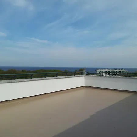 アパート Polonia コウォブジェク